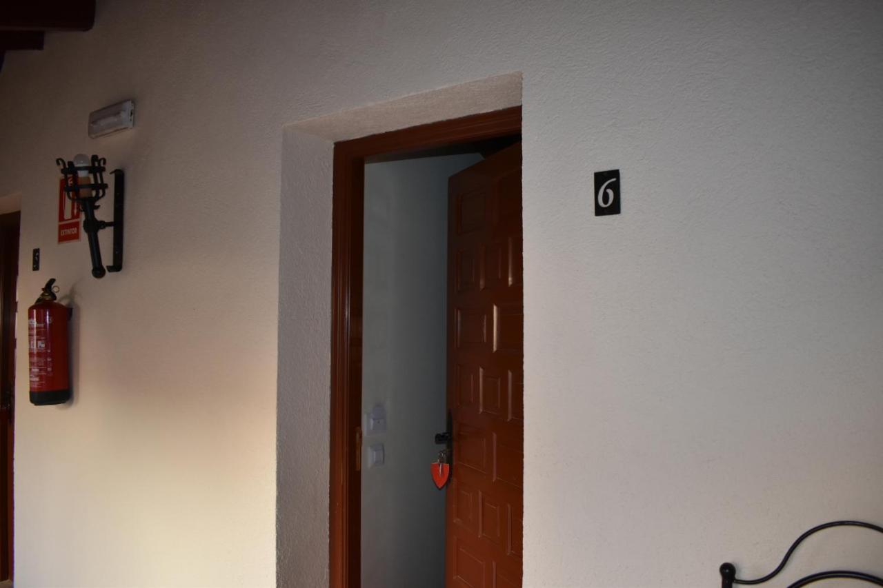 Hotel Rural El Refugio De Los Templarios Кабеса-дель-Буэй Экстерьер фото
